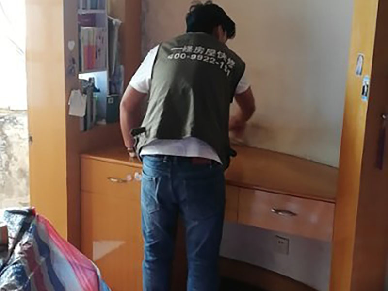 西安家具修復師傅哪里找的更靠譜，西安家具修復師傅收費怎么樣